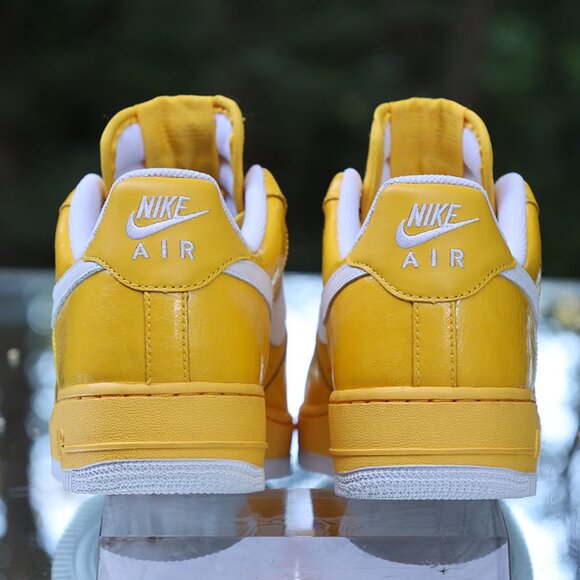 Nike Air Force 1 Varsity Maize 2008 - Picture 11 of 16